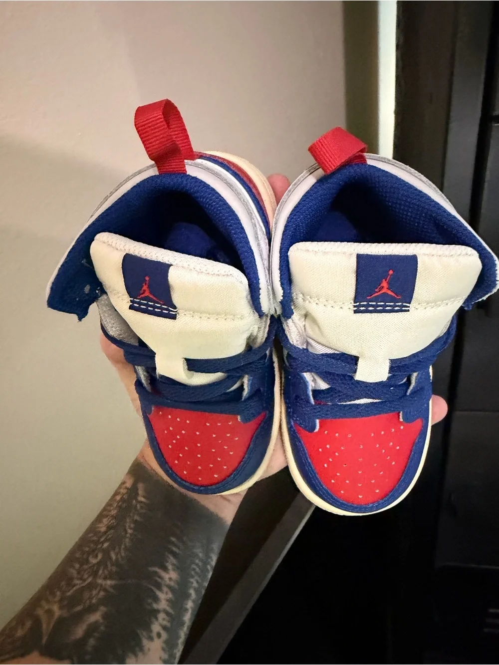 Jordan Kids High-Top Sneakers in Blue/Red/White